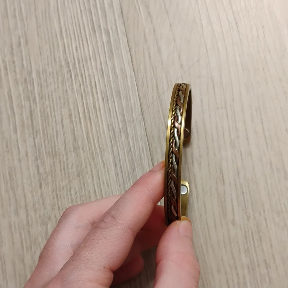 Gold Cuff Magnetic Bracelet